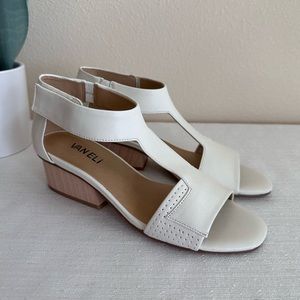 New Vaneli Calyx Ivory Leather T-Strap Wooden Block Heel Sandals Women’s 6N
